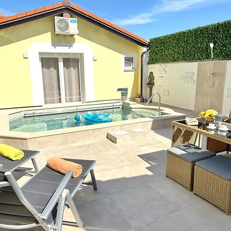 Poolside Studio Fazana Ngoại thất bức ảnh